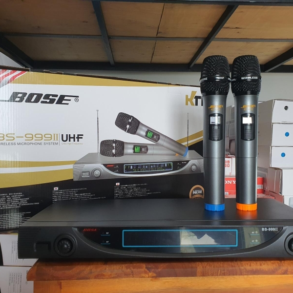 Micro không dây Bose Bs999II