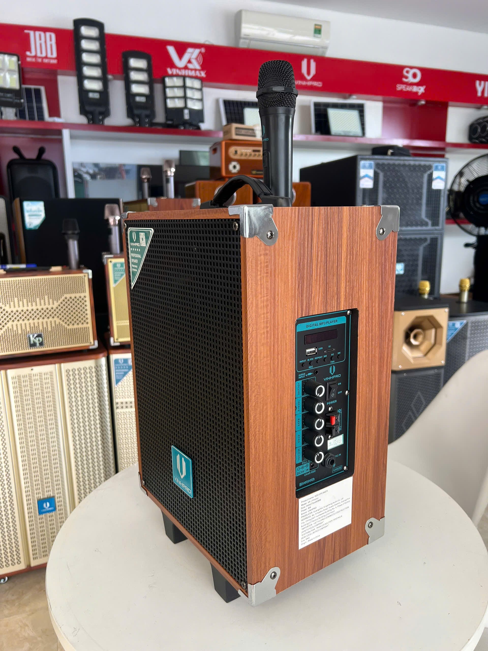 Loa kéo Vinhpro V8-1Mic - Ảnh 2