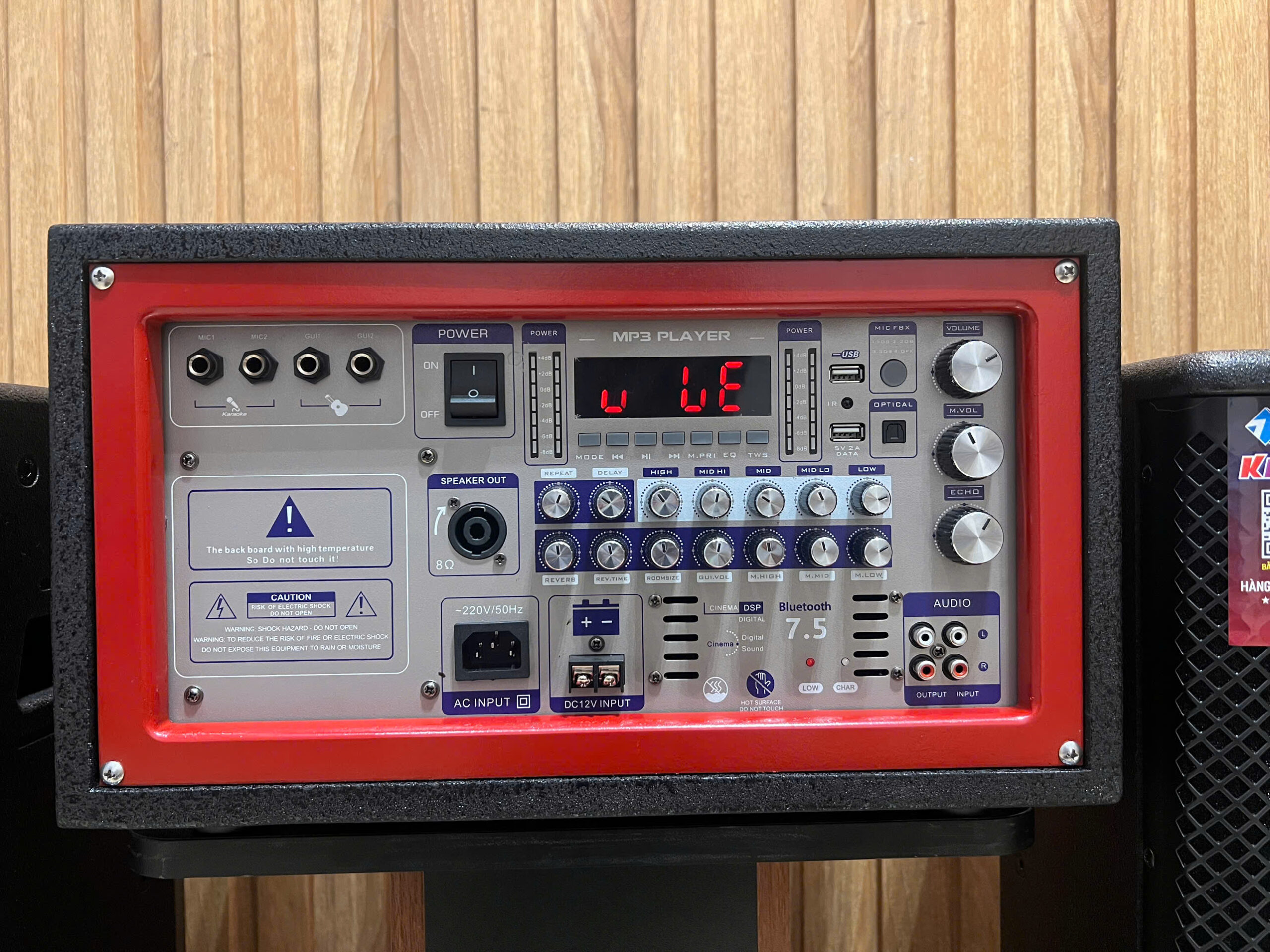 TỦ COMBO AMPLI 003 VINHPRO (350W): Dàn Karaoke Di Động Cao Cấp, Linh Kiện Nhập Khẩu TỦ COMBO AMPLI 003 VINHPRO (350W): Dàn Karaoke Di Động Cao Cấp, Linh Kiện Nhập Khẩu - Ảnh 6