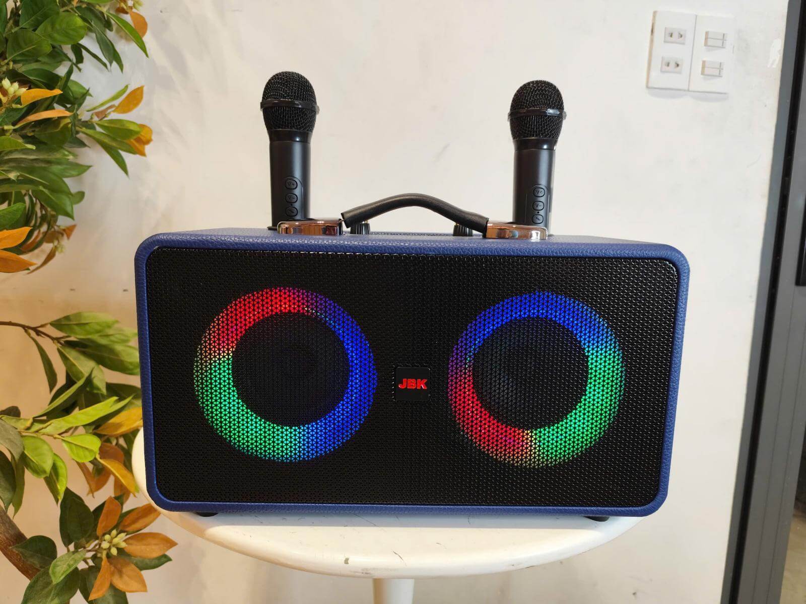 Loa Xách Tay M4408 – Âm Thanh Di Động Mạnh Mẽ, Kết Nối Đa Năng, Pin Bền Bỉ - Ảnh 3